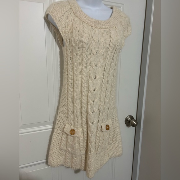 Kenji Dresses & Skirts - Anthropology Sleeveless Cable Knit Dress with Pocket Details - Cream